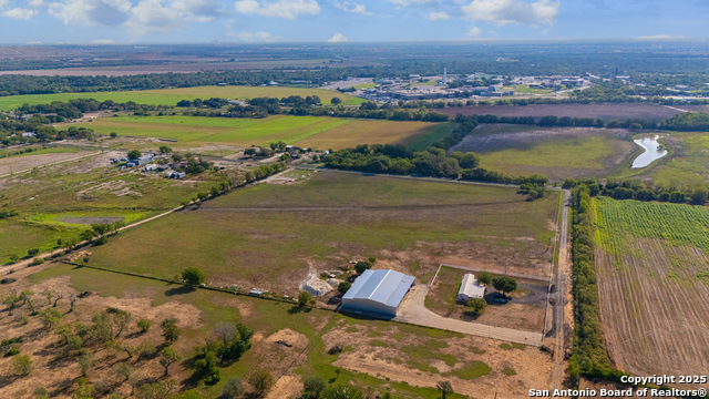 Image 4 of 28 For 11791 Kinney Rd
