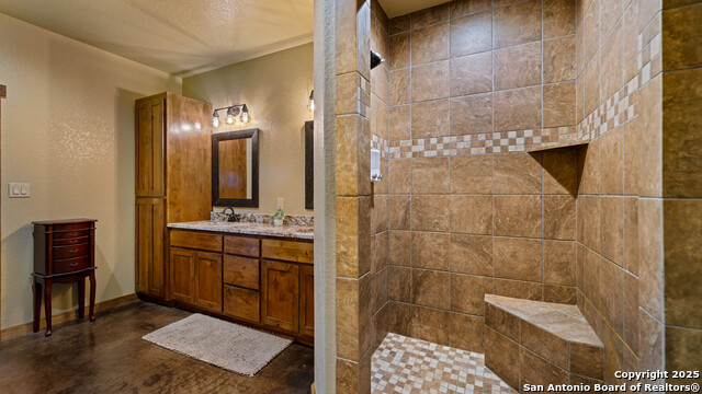 Image 31 of 50 For 2992 County Road 7711