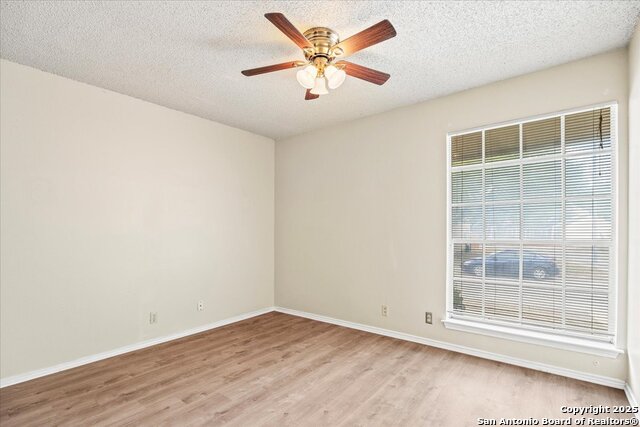 Image 13 of 23 For 9140 Timber Path 2501