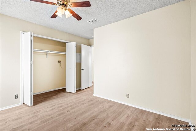 Image 14 of 23 For 9140 Timber Path 2501