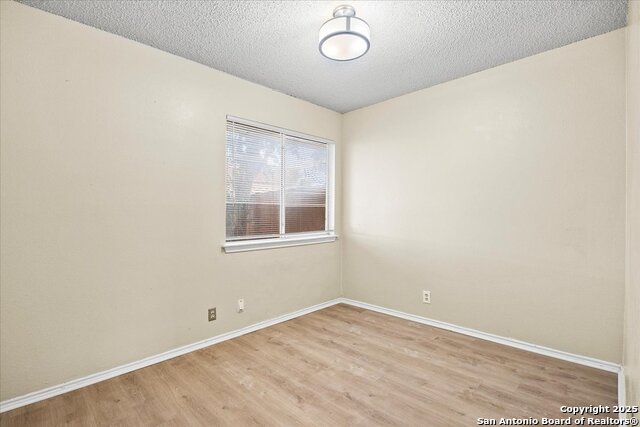 Image 15 of 23 For 9140 Timber Path 2501