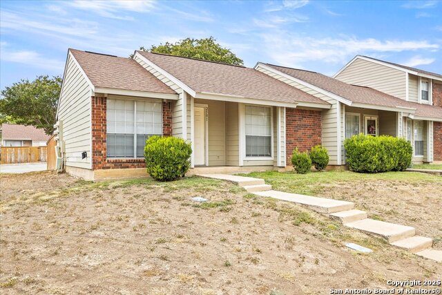 Image 2 of 23 For 9140 Timber Path 2501