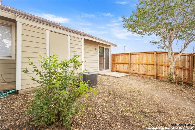 Image 21 of 23 For 9140 Timber Path 2501