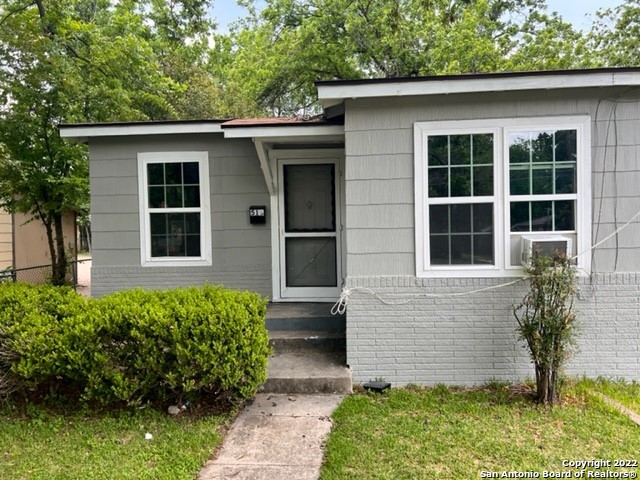 Image 2 of 11 For 513 Walton