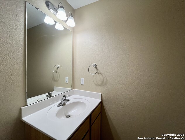 Image 28 of 36 For 3141 Douglas Fir Dr