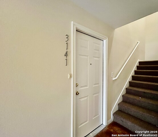 Image 9 of 36 For 3141 Douglas Fir Dr