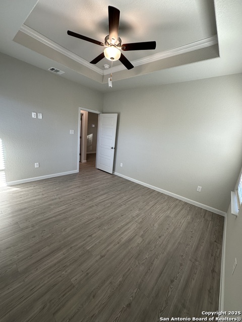 Image 31 of 34 For 810 Baxter St E