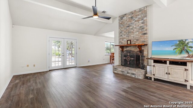 Listing photo id 2 for 5970 Wegner