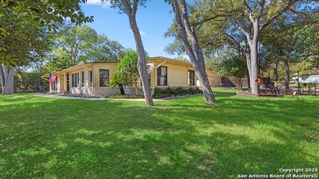 Image 2 of 46 For 1049 Ivy Ln