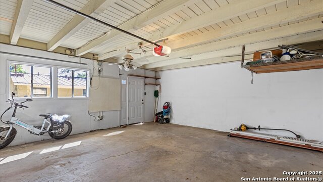Image 35 of 46 For 1049 Ivy Ln