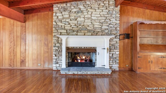 Image 9 of 46 For 1049 Ivy Ln