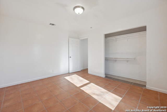 Image 17 of 19 For 810 Zachry Dr