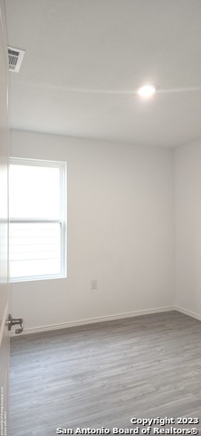 Listing photo id 8 for 10254 Asta Trail