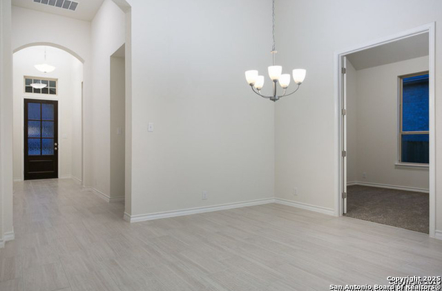 Image 3 of 23 For 1429 Nicholas Park