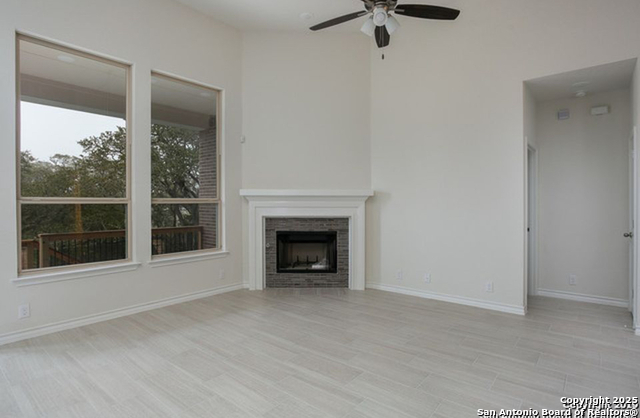 Image 4 of 23 For 1429 Nicholas Park