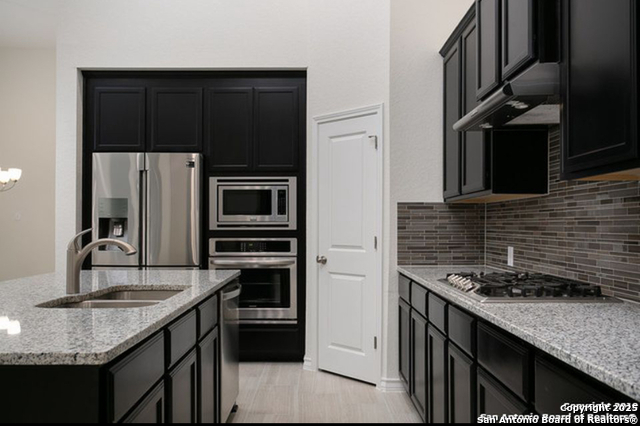 Image 8 of 23 For 1429 Nicholas Park