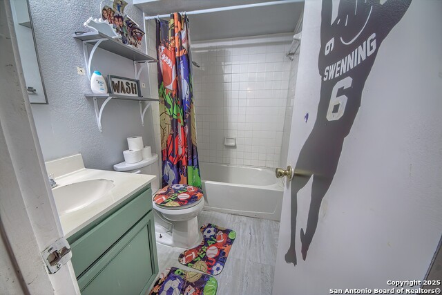 Image 21 of 25 For 9519 Sekula Drive