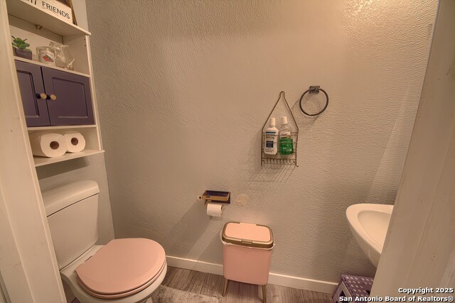 Image 22 of 25 For 9519 Sekula Drive
