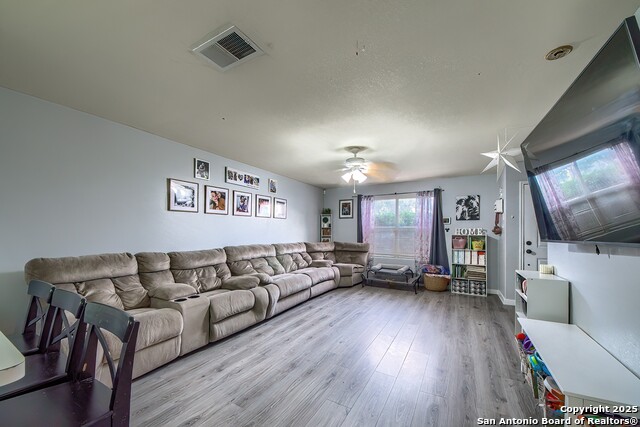 Image 5 of 25 For 9519 Sekula Drive