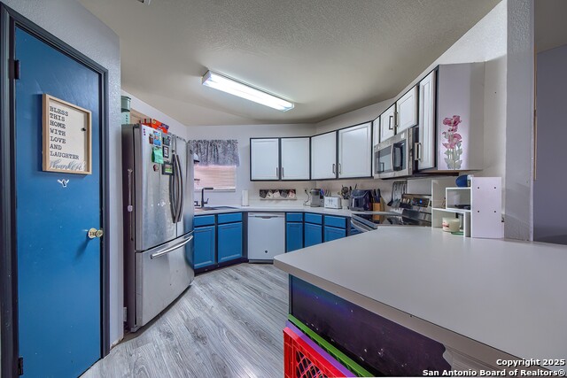 Image 6 of 25 For 9519 Sekula Drive