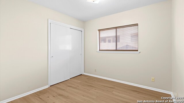 Image 10 of 16 For 7138 Rimwood