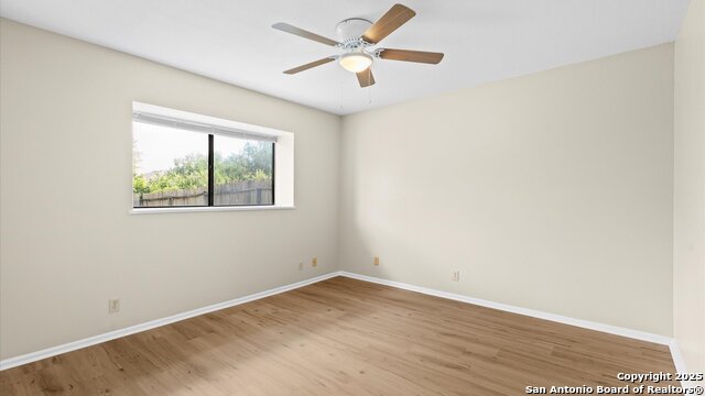 Image 12 of 16 For 7138 Rimwood