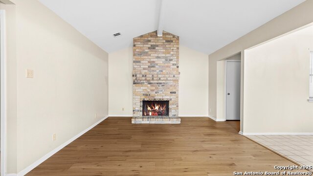 Image 3 of 16 For 7138 Rimwood