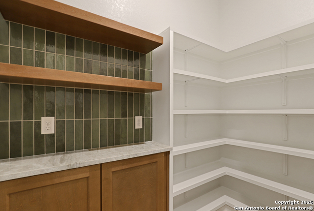 Image 11 of 41 For 775 Maximino Ridge