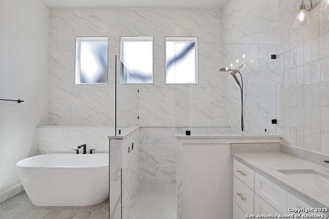 Image 15 of 41 For 775 Maximino Ridge