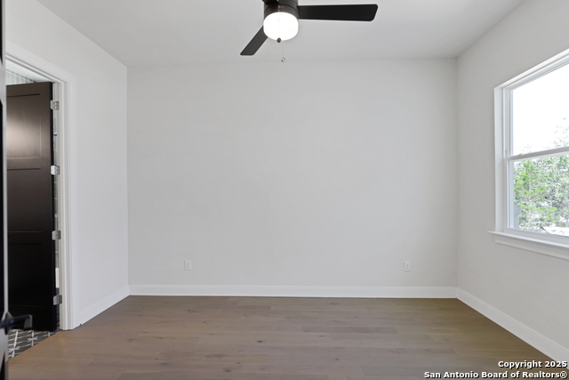 Image 25 of 41 For 775 Maximino Ridge