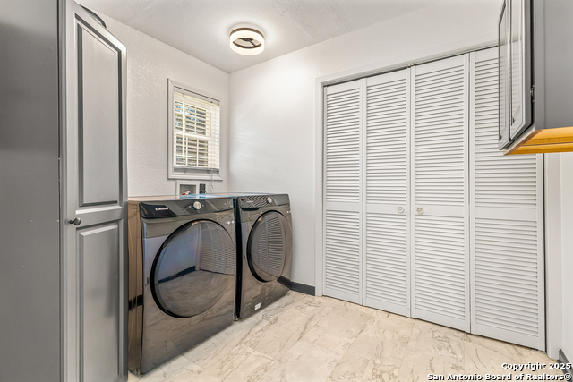 Image 8 of 24 For 2311 Camp N