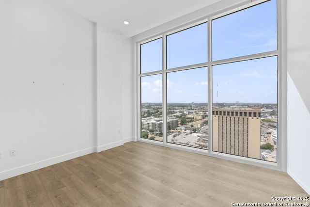 Image 19 of 61 For 123 Lexington Ave  1703