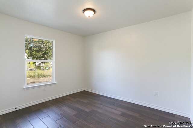 Image 13 of 19 For 6035 Misty Valley