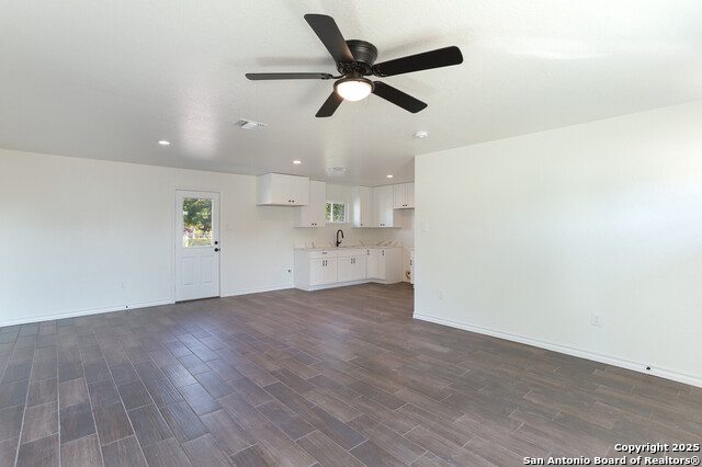 Image 4 of 19 For 6035 Misty Valley