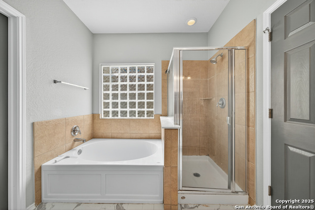 Image 20 of 28 For 140 Clapboard