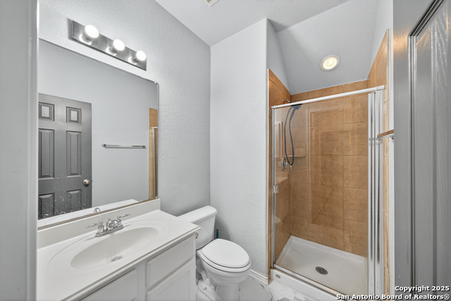 Image 26 of 28 For 140 Clapboard