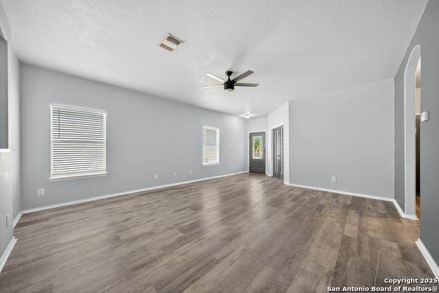 Image 8 of 28 For 140 Clapboard