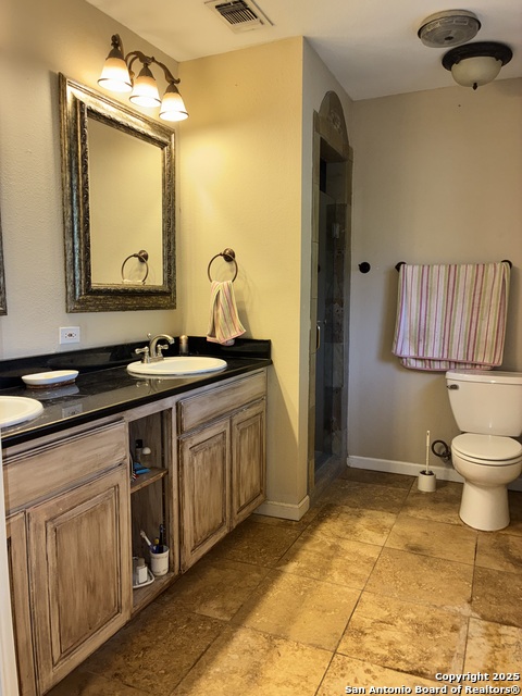 Image 12 of 24 For 114 Nueces