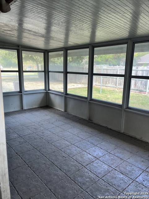 Image 21 of 24 For 114 Nueces