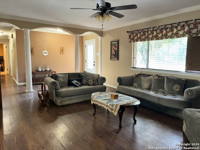 Image 4 of 24 For 114 Nueces