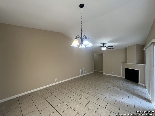 Image 5 of 25 For 4018 Sunrise Creek