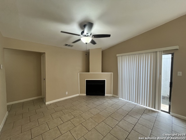 Image 7 of 25 For 4018 Sunrise Creek