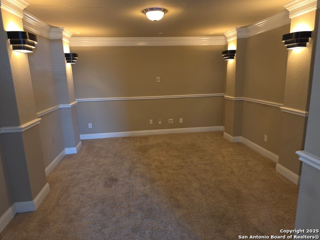 Listing photo id 8 for 12830 Lone Star Leaf