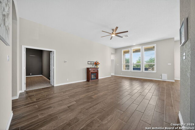 Image 10 of 39 For 12332 Saddle Up