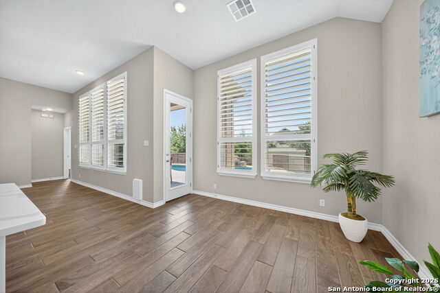 Image 11 of 39 For 12332 Saddle Up