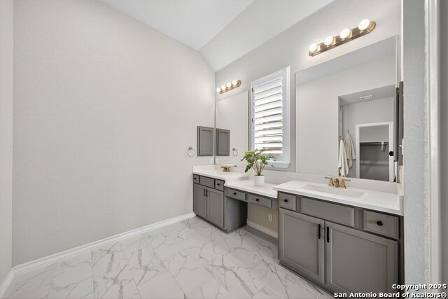 Image 16 of 39 For 12332 Saddle Up