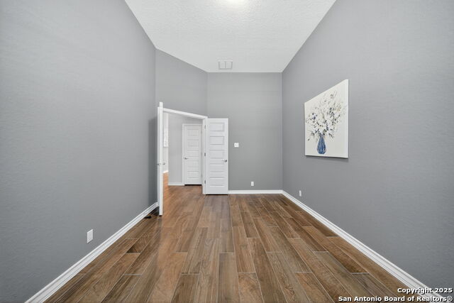 Image 20 of 39 For 12332 Saddle Up