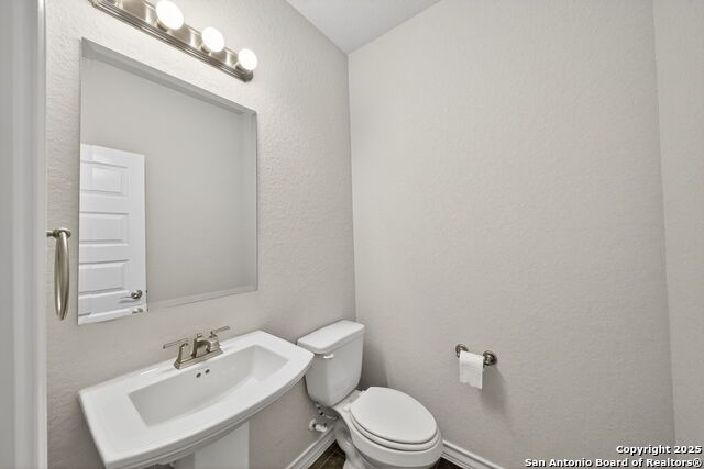 Image 31 of 39 For 12332 Saddle Up