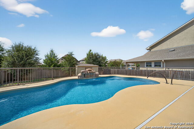 Image 33 of 39 For 12332 Saddle Up