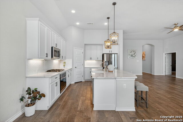 Image 6 of 39 For 12332 Saddle Up